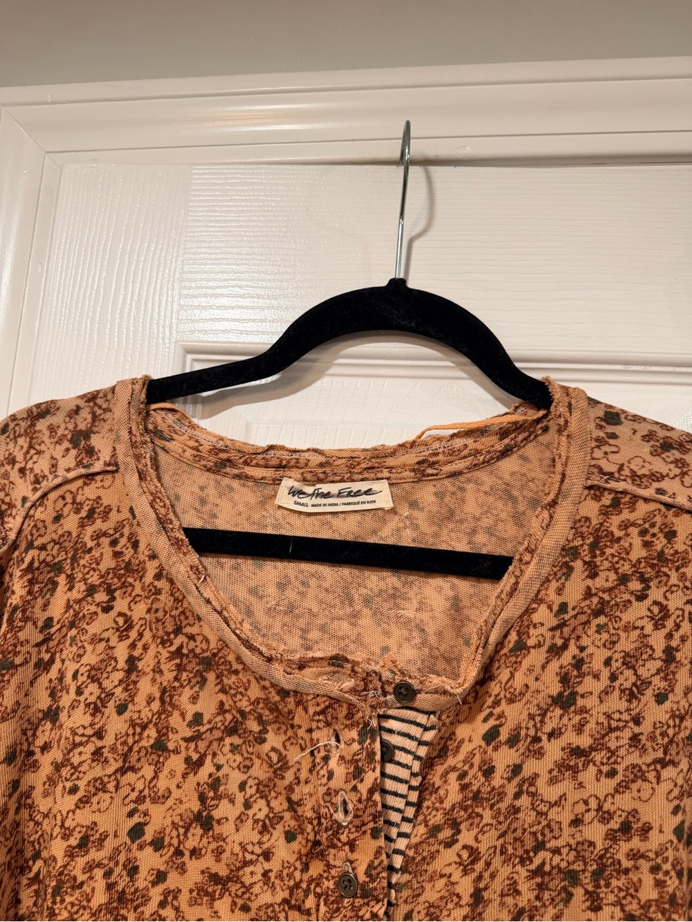 NWOT Free People We The Free Size S Floral Stripe Henley Top Long Sleeve Boho - Picture 2 of 12